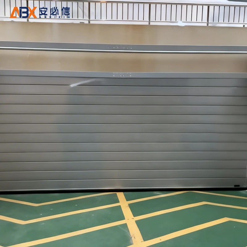 南京市铝质快速门